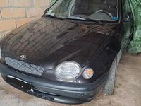 Usata Toyota Corolla 86 CV (63 kW) 1998 Nero Utilitaria