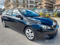 Usata Peugeot 308 Business-Line 131 CV (96 kW) 2020 Blu Station wagon