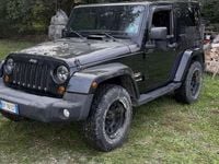 Usata Jeep Wrangler Sahara 200 CV (147 kW) 2013 Nero SUV
