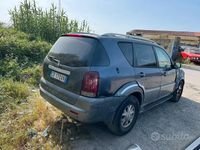 Usata Ssangyong (KGM) Rexton 165 CV (121 kW) 2004 Grigio SUV