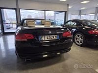 Usata BMW 320 177 CV (130 kW) 2009 Nero Cabrio