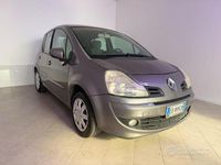 Usata Renault Grand Modus Dynamique 75 CV (55 kW) 2010 Grigio Monovolume