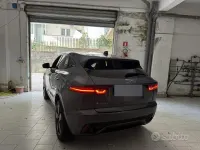 Usata Jaguar E-Pace R-Dynamic 150 CV (110 kW) 2019 Grigio SUV