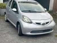 Usata Toyota Aygo 68 CV (50 kW) 2010 Grigio Utilitaria