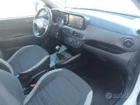 Usata Hyundai i10 67 CV (49 kW) 2023 Bianco Utilitaria