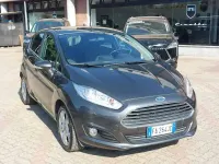 Usata Ford Fiesta Titanium 95 CV (69 kW) 2015 Magnetic grey Utilitaria
