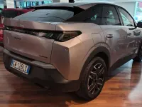 Usata Peugeot 3008 Allure 136 CV (100 kW) 2024 Grigio SUV