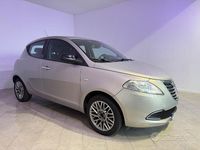 Usata Lancia Ypsilon Gold 69 CV (50 kW) 2012 Oro Utilitaria