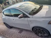 Usata Lancia Ypsilon 69 CV (50 kW) 2018 Grigio Utilitaria