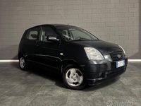 Usata Kia Picanto LX 61 CV (44 kW) 2004 Nero Utilitaria
