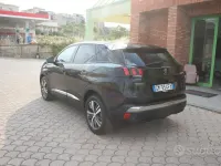 Usata Peugeot 3008 Allure 131 CV (96 kW) 2022 Nero SUV