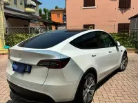 Usata Tesla Model Y RWD 125 kW (170 CV) 2023 Bianco SUV