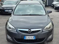 Usata Opel Astra 110 CV (80 kW) 2011 Grigio Station wagon