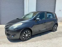 Usata Renault Scénic 110 CV (80 kW) 2010 Nero Monovolume
