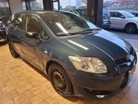 Usata Toyota Auris 90 CV (66 kW) 2007 Blu Utilitaria