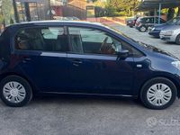 Usata VW up! high up! 75 CV (55 kW) 2015 Blu Utilitaria