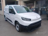 Usata Toyota Proace City City 101 CV (74 kW) 2024 Bianco Monovolume