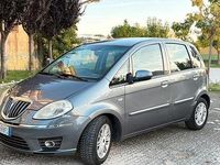 Usata Lancia Musa 90 CV (66 kW) 2011 Grigio Monovolume