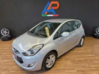 Usata Hyundai ix20 Style 90 CV (66 kW) 2011 Argento Utilitaria