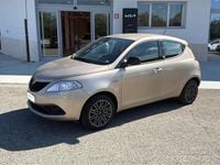 Usata Lancia Ypsilon Gold 69 CV (50 kW) 2018 Giallo Utilitaria