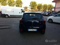 Usata Dacia Sandero Essentiel 90 CV (66 kW) 2019 Blu Utilitaria