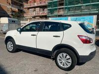 Usata Nissan Qashqai Tekna 110 CV (80 kW) 2012 Bianco SUV