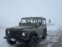 Usata Land Rover Defender 122 CV (89 kW) 2000 Verde Station wagon