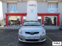 Usata Toyota Auris Sol 90 CV (66 kW) 2009 Grigio chiaro Berlina