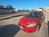 Usata Fiat Grande Punto 75 CV (55 kW) 2006 Rosso Utilitaria