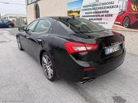 Begagnad Maserati Ghibli 275 HK (202 kW) 2015 Svart Sedan