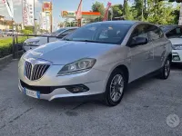 Usata Lancia Delta 120 CV (88 kW) 2010 Grigio Utilitaria