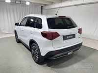 Usata Suzuki Vitara 116 CV (85 kW) 2024 Bianco SUV
