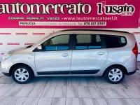 Usata Dacia Lodgy Lauréate 102 CV (75 kW) 2017 Grigio Monovolume
