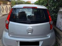 Usata Opel Agila 94 CV (69 kW) 2014 Grigio Utilitaria