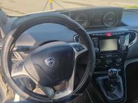 Usata Lancia Ypsilon Gold 69 CV (50 kW) 2018 Bianco Utilitaria