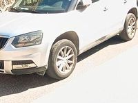 Usata Skoda Yeti 110 CV (80 kW) 2016 Grigio SUV