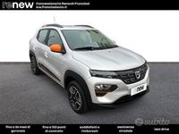 Usata Dacia Spring Comfort Plus 33 kW (45 CV) 2022 Grigio chiaro Utilitaria
