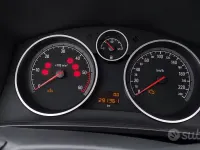 Usata Opel Zafira 120 CV (88 kW) 2007 Grigio Monovolume