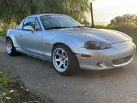 Usata Mazda MX5 146 CV (107 kW) 2002 Grigio Cabrio