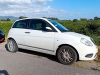 Usata Lancia Ypsilon 60 CV (44 kW) 2008 Bianco Utilitaria
