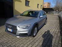 Usata Audi A4 Allroad Business 190 CV (139 kW) 2017 Argento Station wagon
