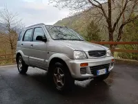 Usata Daihatsu Terios 83 CV (61 kW) 2001 Grigio SUV