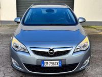 Usata Opel Astra Cosmo 131 CV (96 kW) 2013 Grigio Station wagon
