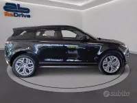 Usata Land Rover Range Rover evoque R-Dynamic 163 CV (119 kW) 2022 Nero mito metalizzato SUV