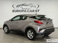 Usata Toyota C-HR Active 116 CV (85 kW) 2017 Grigio SUV