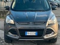 Usata Ford Kuga Titanium 149 CV (109 kW) 2015 Marrone SUV