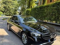 Usata Mercedes E220 Premium 194 CV (142 kW) 2020 Nero Berlina