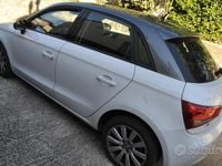 Usata Audi A1 Sportback Ambition 90 CV (66 kW) 2012 Bianco Utilitaria