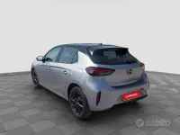 Usata Opel Corsa 101 CV (74 kW) 2023 Gris artense Utilitaria