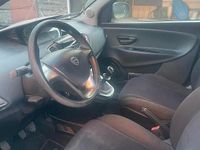 Usata Lancia Ypsilon 69 CV (50 kW) 2015 Utilitaria